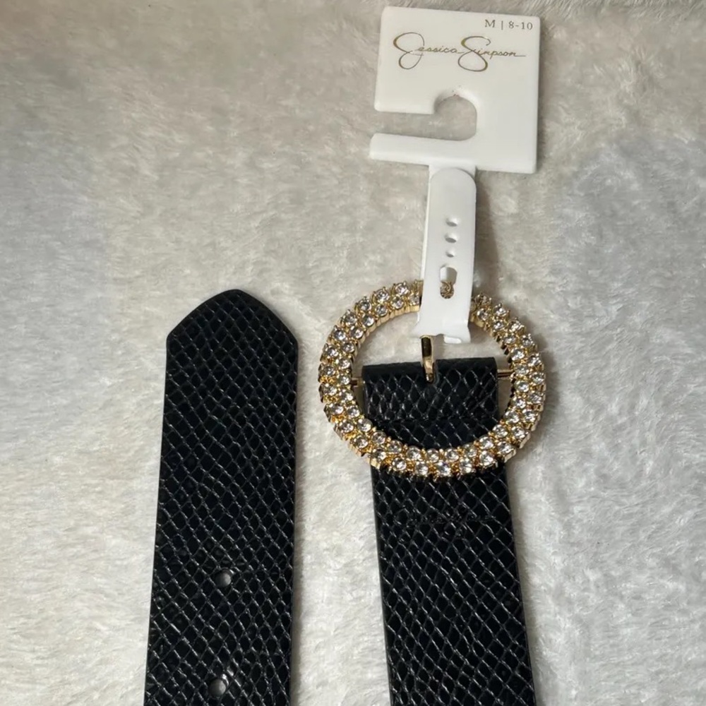 Jessica Simpson Women's Snakeskin Rhinestone Circle Buckle Waist Belt in Black